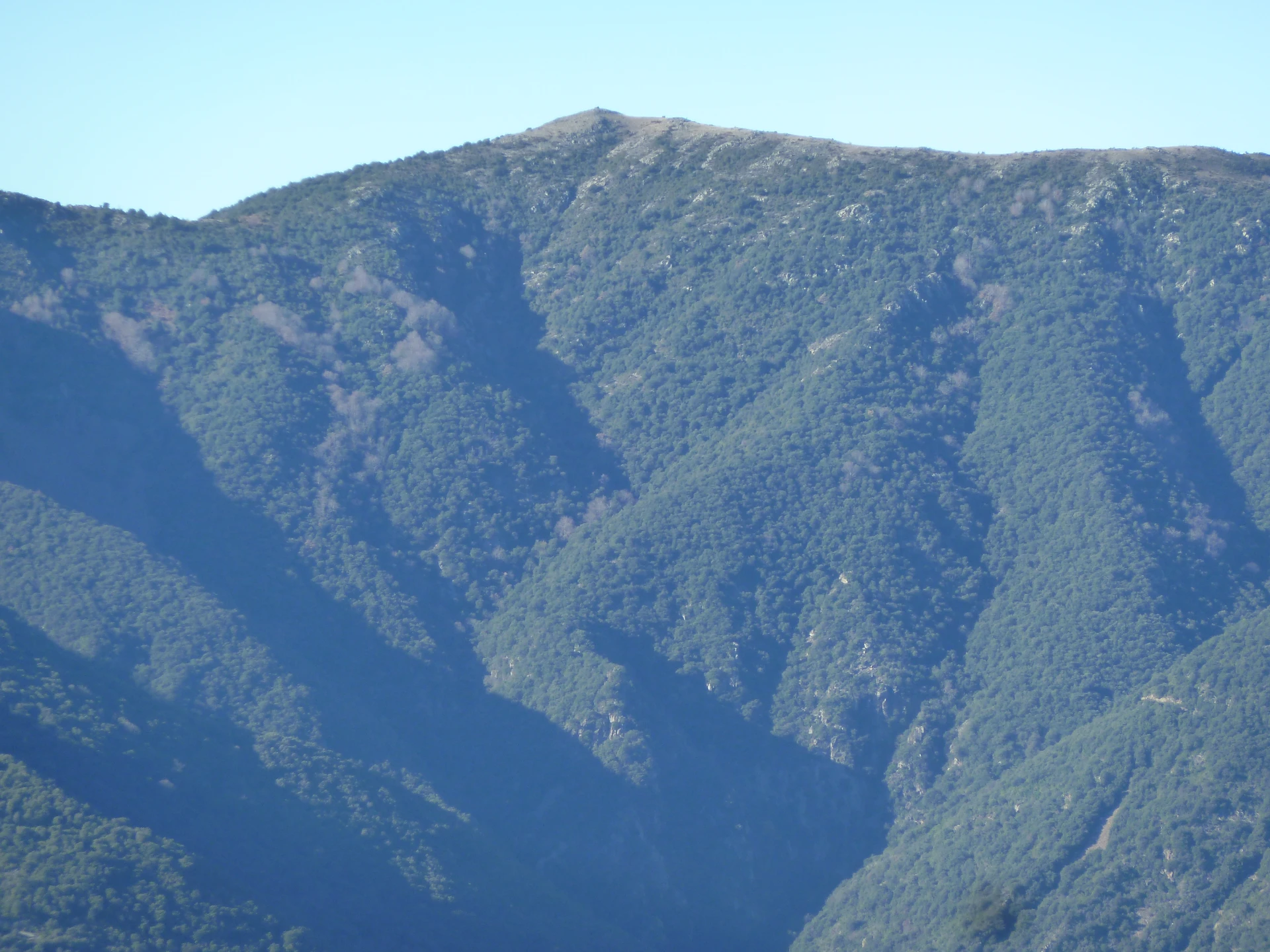 El Sui desde Aparcament Vallforners (Cànoves)
