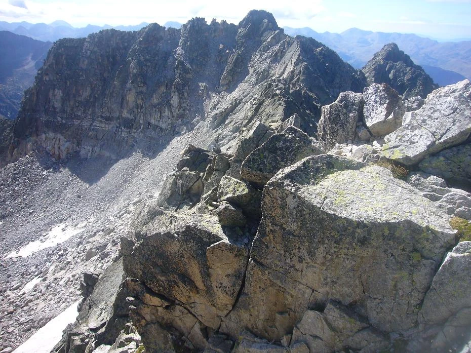 Comaloforn - Coll d'Abellers - Estany i Besiberri-Conangles