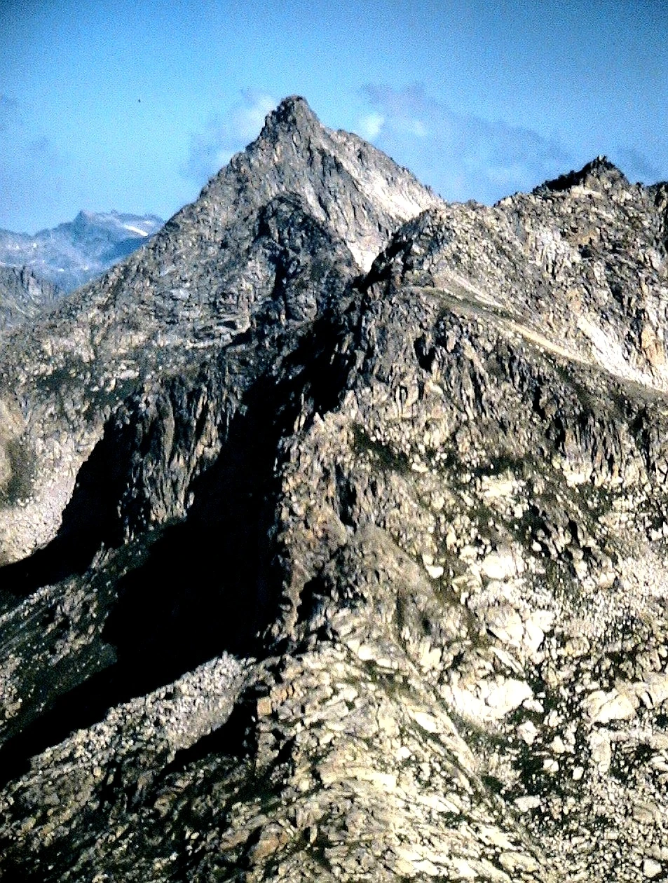 Sallente-Pic de Peguera-Refugi de Colomina