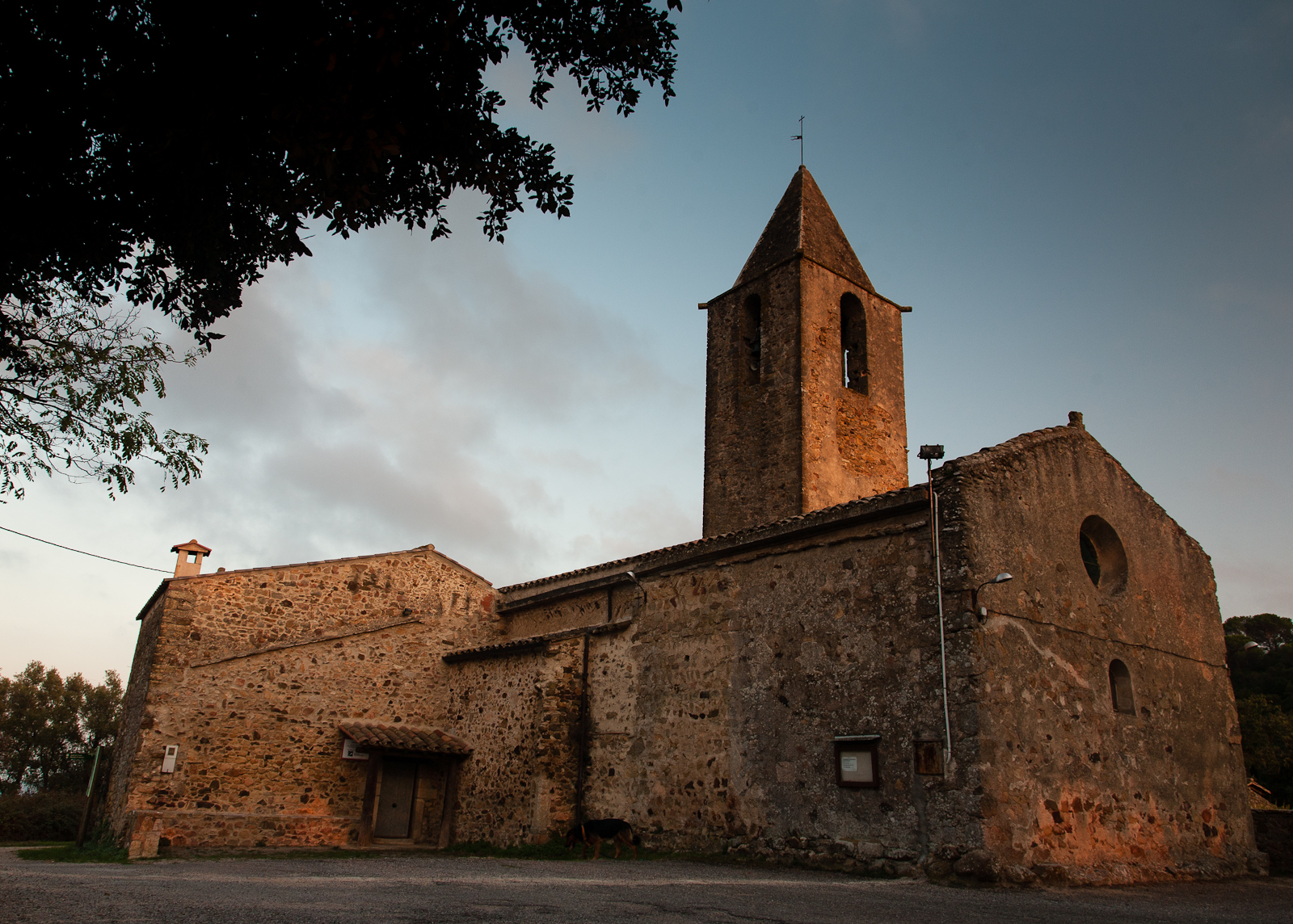 Sant Mateu de Montnegre